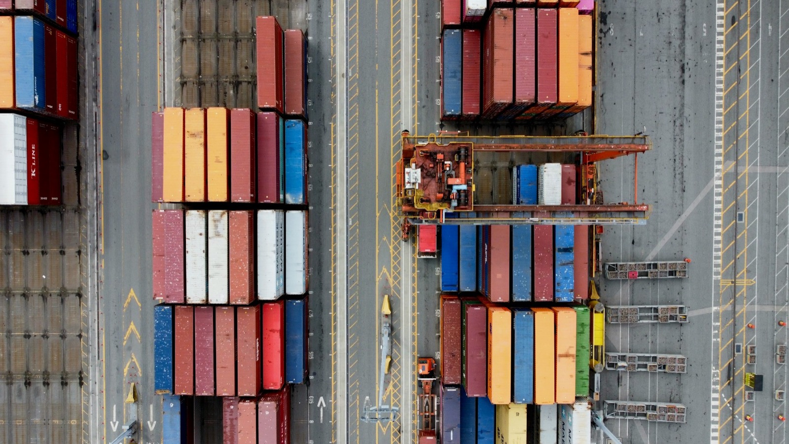 Parcel handoff
